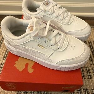 PUMA Carina Mia Kids White Sneakers | Puma Logo Gold 2.5C